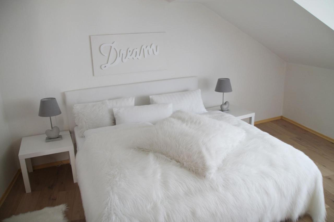 Haus Sonnenschein Apartment Lam Bagian luar foto